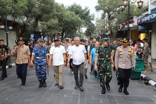 Monitoring Program Braga Free Vehicle, Tedy Rusmawan Minta Parkir Liar Ditindak Tegas