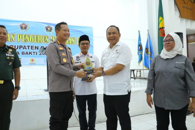 Lantik Pengurus PWI Kabupaten Bandung, Hilman Hidayat: Jaga Kode Etik Jurnalistik