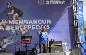 Bantu Kurangi Polusi Udara di Kota Bandung, Ketua DPRD Ajak Warga Budayakan Bersepeda Sejak Dini