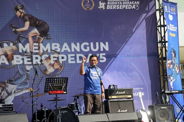 Bantu Kurangi Polusi Udara di Kota Bandung, Ketua DPRD Ajak Warga Budayakan Bersepeda Sejak Dini