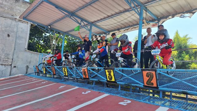 Bandung BMX Racing Open Championship 2024 Diikuti Ratusan Peserta.