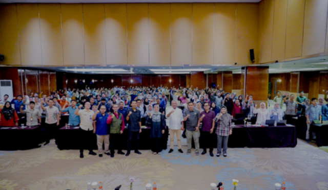 Desk Data Guru dan Tenaga Kependidikan SMA, SMK, SLB TA 20242025, Bambang Minta Selaraskan Data GTK di Jabar