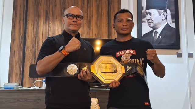 Ketua Bandung Fighting Club (BFC), Edwin Senjaya dan Gugun Gusman.