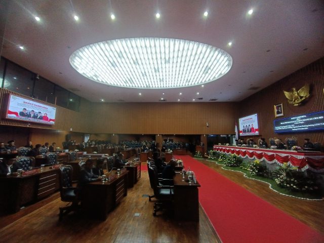 Badan Anggaran DPRD Kota Bandung Tetapkan APBD 2025