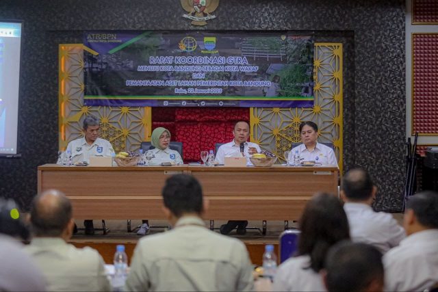 Pemkot dan Kantor Pertanahan Inisiasi Bandung Sebagai Kota Wakaf