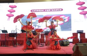 'The Old Town Market' Meriahkan Imlek dengan Barongsai Hingga Hidangan Khas