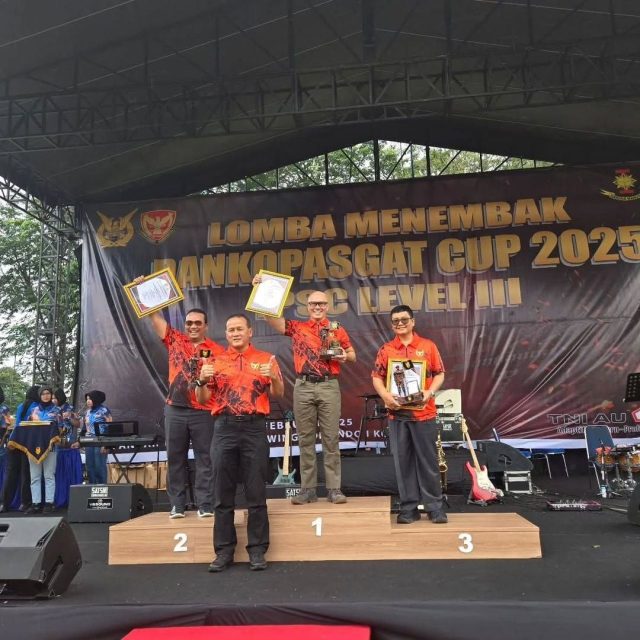 Dankopasgat Cup , Edwin Senjaya Raih Juara 1