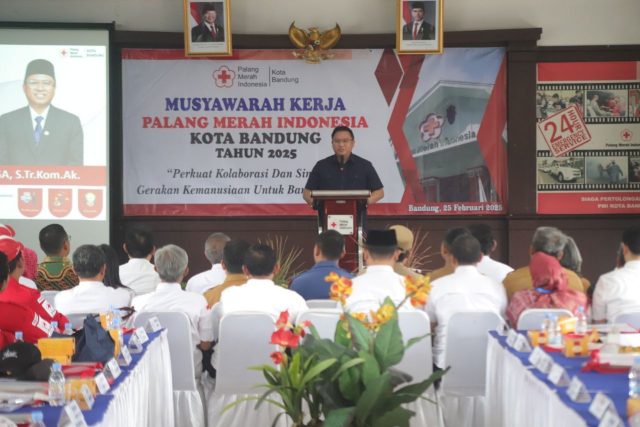 Rendiana Awangga Dukung Program Kemanusiaan PMI Kota Bandung