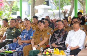 Pj Wali Kota Bandung Resmikan Kantor Kelurahan dan Kecamatan