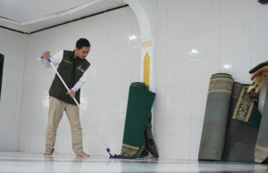 Melalui Program Masjid Bersinar, BAZNAS Jabar - LAZ Sedekahku Percikan Iman Wujudkan Masjid Nyaman untuk Umat