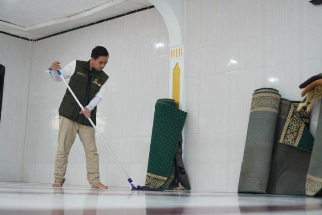 Melalui Program Masjid Bersinar, BAZNAS Jabar - LAZ Sedekahku Percikan Iman Wujudkan Masjid Nyaman untuk Umat