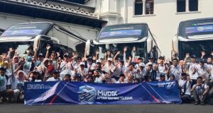 PosIND Lepas Sebanyak 225 Pemudik Ke Kampung Halaman dari Kantor Pusat Cilaki