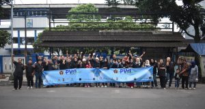 Pokja PWI Kota Bandung Bagikan 300 Paket Takjil Gratis Untuk Warga