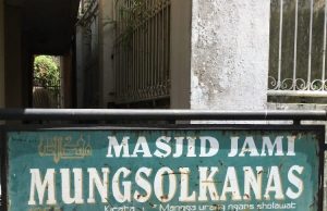 Masjid Mungsolkanas: Warisan Sejarah Islam di Kota Bandung yang Tetap Hidup