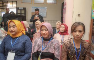 Disnaker Kota Bandung Gelar Pelatihan Tata Rias