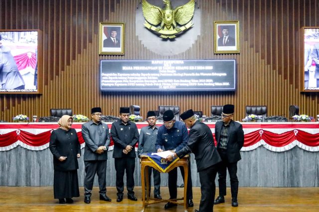 Rapat Paripurna DPRD Kota Bandung Bahas Tiga Agenda Strategis