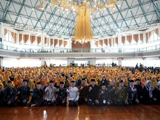 Di Harlah Ke-13 FKDT, Kang Asmul Apresiasi Peran Guru Dalam Membina Akhlak Anak Muda