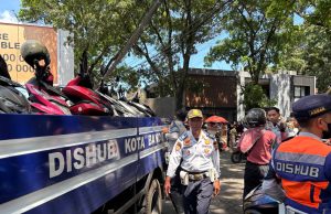Dishub Kota Bandung Tertibkan Parkir Liar