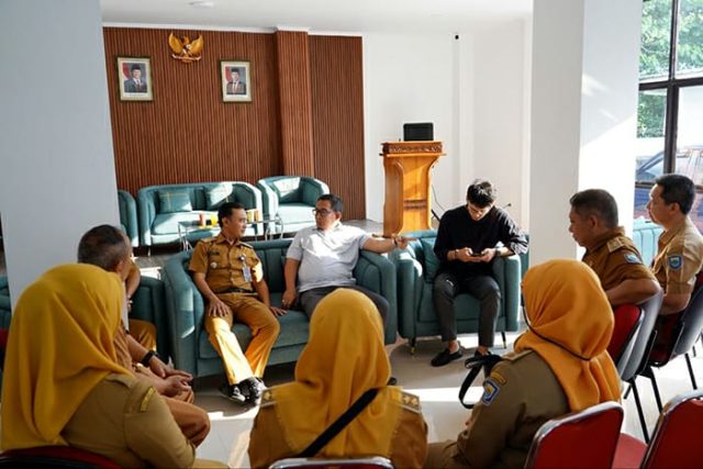 Perkuat Kolaborasi, Toni Wijaya Kunjungi Kecamatan Batununggal