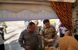 Radea Respati Puji Gelaran Gebyar UMKM dan Pasar Murah Kecamatan Coblong