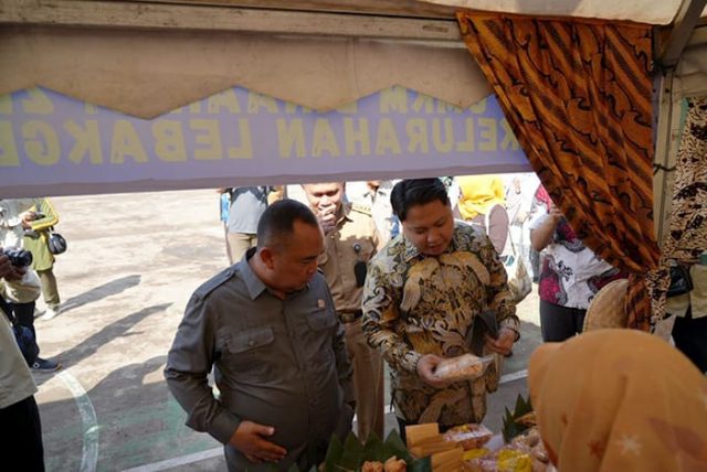 Radea Respati Puji Gelaran Gebyar UMKM dan Pasar Murah Kecamatan Coblong