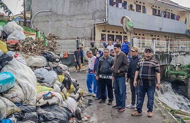 Tindaklanjuti Aduan Masyarakat Terkait Sampah, Aswan Asep Minta Lurah dan Camat Turun ke Lapang