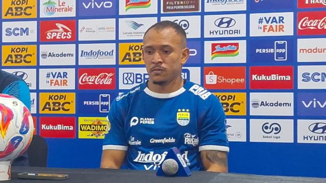 Bek Persib, Gustavo Franca. (Fifi Nofita)