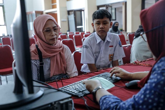Tahap 1 SPMB SMA di Jabar: 210.910 Diterima di Sekolah Negeri dan Swasta