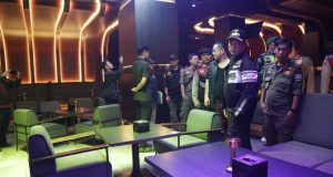 Nekad Buka di Hari Libur Keagamaan, Sejumlah Tempat Hiburan Dirazia