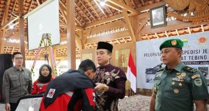 Dari Bandung untuk Dunia: Tim Vertical Rescue Bangun Jembatan di Papua dan Ekspedisi Panjat Tebing di Malaysia