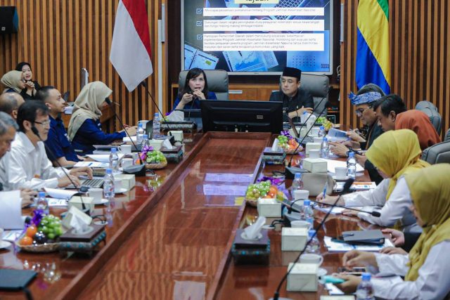 Erwin: Tidak Boleh Ada Warga Kota Bandung yang Tak Dilayani Rumah Sakit!