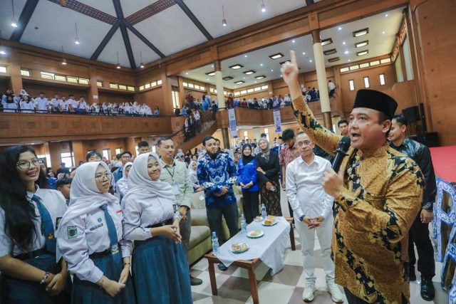 Wakil Wali Kota Bandung Ajak Para Pelajar Aktif Berorganisasi