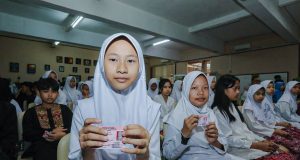 Farhan Minta Camat dan Lurah Pastikan Seluruh Anak Miliki KIA