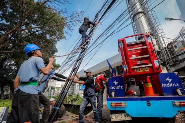 Diskominfo Kota Bandung Tangani Aduan Kabel Udara di Laswi Diskominfo Kota Bandung Tangani Aduan Kabel Udara di Laswi