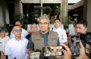 Dampingi Studi Tur ke PT DI, Farhan Beberkan Kerennya Dirgantara Bandung