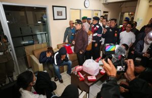 Pemkot Bandung Segel Sejumlah Kamar Apartemen yang Diduga Jadi Ajang Prostitusi