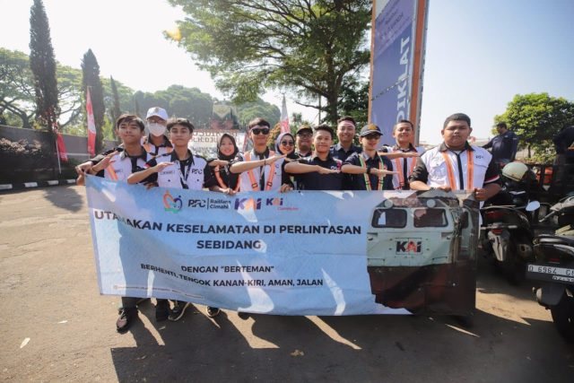 Komunitas Edan Sepur Kampanyekan Tertib dan Selamat di Perlintasan