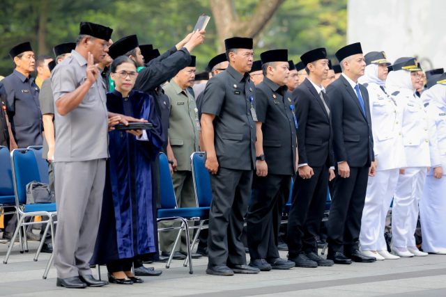 Lantik 90 Pejabat Struktural, Wali Kota Bandung: Jawab Kritik dengan Kerja Nyata