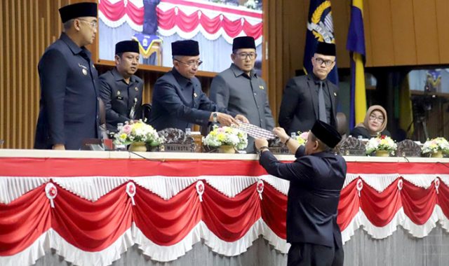 Ini Pandangan Umum dari Fraksi Golkar Terkait 4 Raperda Usulan Pemkot Bandung