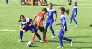 Pesepakbola putri antusias untuk mengikuti kompetisi Hydroplus Soccer League 2025 regional Bandung yang berlangsung di Lapangan Infini Soegiri Pudsikpom Cimahi, mulai Minggu (12/10/2025). (Fifi Nofita)