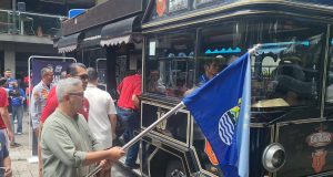 Persib Bandung berkolaborasi bersama Pemerintah Kota Bandung resmi meluncurkan rute baru bus wisata Bandros bertajuk "Jalan-Jalan Persib (JaJaP)". (Fifi)