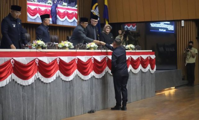 DPRD Kota Bandung Umumkan Sejumlah Perubahan AKD dari Dua Fraksi