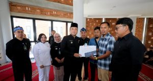 8 Tahun Tertunda, Warga Rumah Deret Tamansari Akhirnya Miliki Dokumen Kependudukan Lengkap