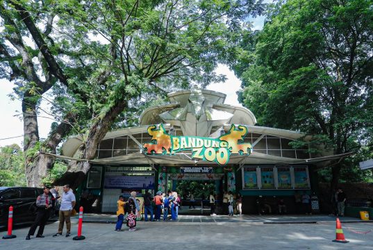 Farhan: Kami Komitmen Menjaga Kawasan Kebun Binatang Bandung sebagai RTH