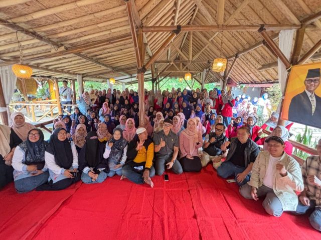 Edwin Senjaya Beri Materi Implementasi Nilai-Nilai Kebangsaan di Kegiatan Pembinaan Kader TPK Rancasari