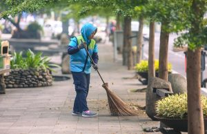 211 Petugas Kebersihan Siaga di Hari Raya Idulfitri