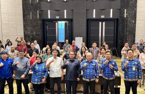 Wakil Ketua Komisi II DPRD Kota Bandung H. Rizal Khairul, S.IP., M.Si., menjadi narasumber Tata Cara Pembuatan dan Pengesahan Peraturan Perusahaan (PP) bagi perusahaan di wilayah Kota Bandung, di Hotel Grandia, Bandung, Selasa, 21 April 2026. Humpro DPRD Kota Bandung.