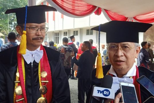 Wisuda 391 Lulusan, Ini Harapan Rektor dan Ketua Yayasan USB YPKP Bandung